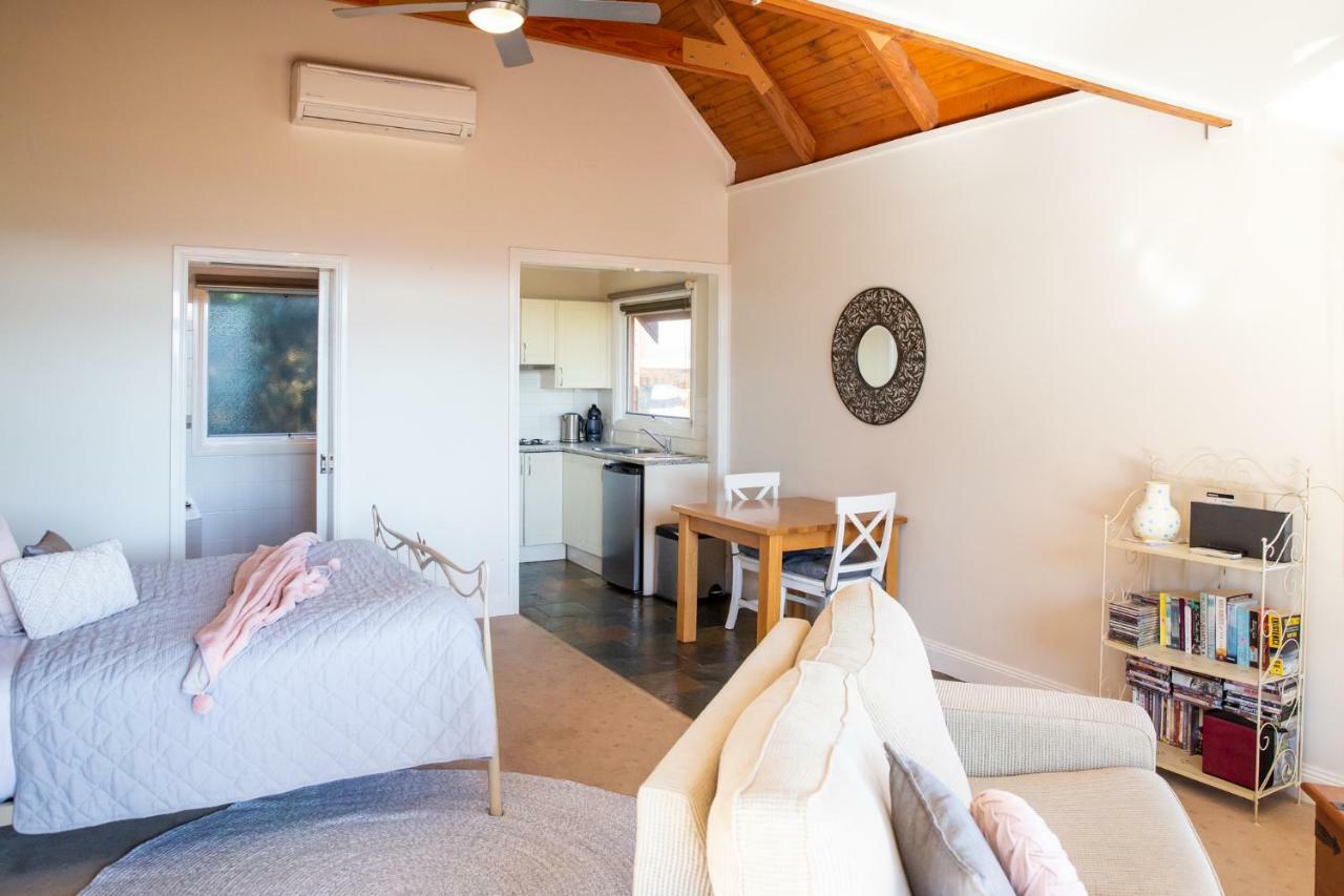 Vivere Retreat Guest house Neerim South